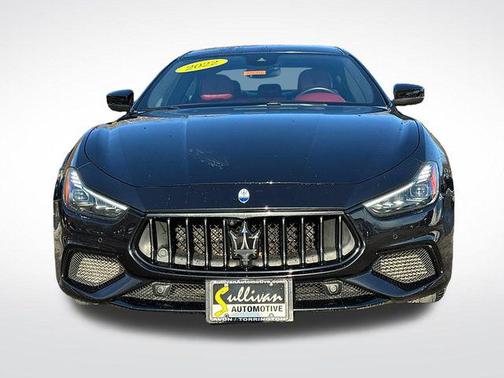 2022 Maserati Ghibli Modena Q4