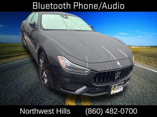 2022 Maserati Ghibli Modena Q4