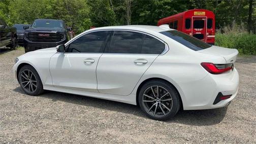 2021 BMW 330 xDrive