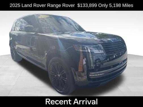 2025 Land Rover Range Rover P530 SE 7 Seat
