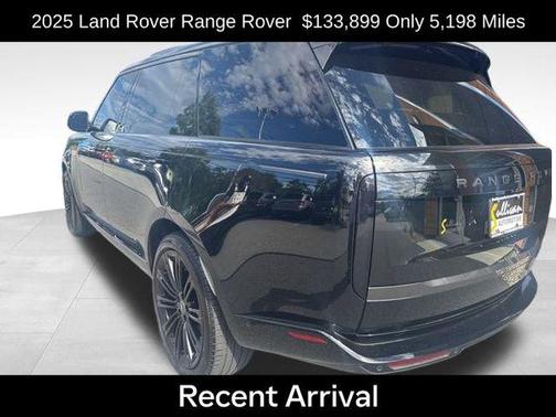 2025 Land Rover Range Rover P530 SE 7 Seat