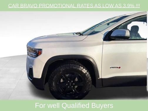 2022 GMC Acadia AWD AT4
