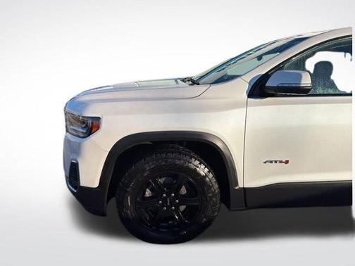 2022 GMC Acadia AWD AT4