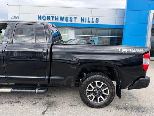 2018 Toyota Tundra SR