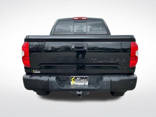 Midnight Black Metallic 2018 Toyota Tundra SR5