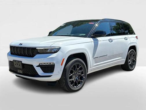 2025 Jeep Grand Cherokee Summit