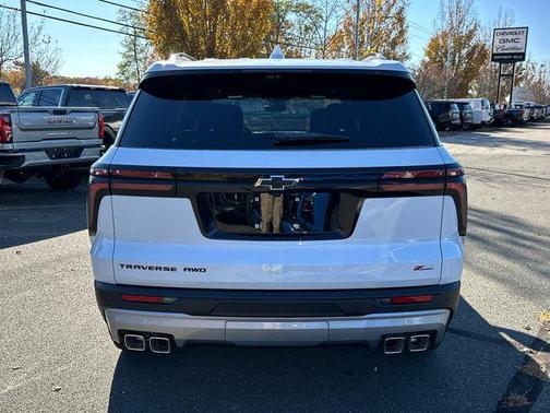 2026 Chevrolet Traverse AWD Z71