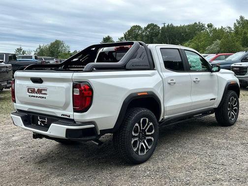 2025 GMC Canyon Base