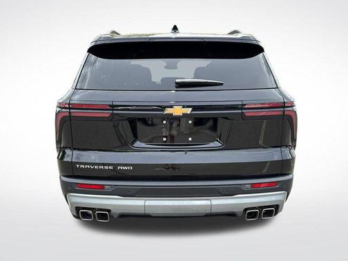 Mosaic Black Metallic 2025 Chevrolet Traverse LT