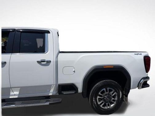 Summit White 2022 GMC Sierra 2500 SLT