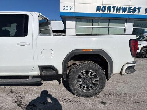 2022 GMC Sierra 2500 AT4