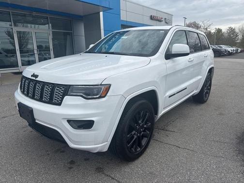 2022 Jeep Grand Cherokee Laredo