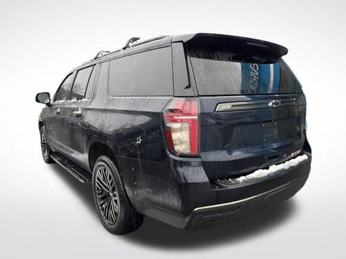 2021 Chevrolet Suburban RST