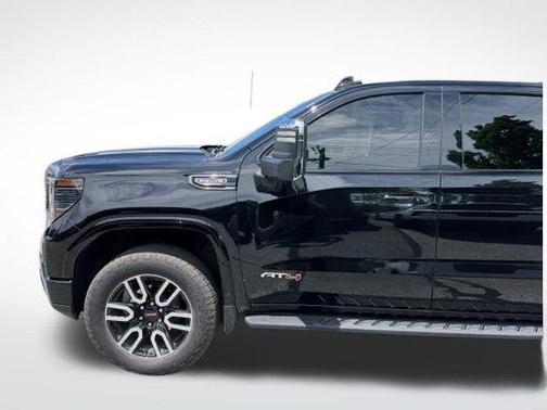 Onyx Black 2024 GMC Sierra 1500 AT4