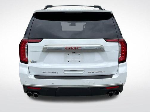 Summit White 2024 GMC Yukon XL Denali