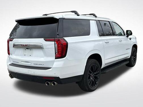 Summit White 2024 GMC Yukon XL Denali