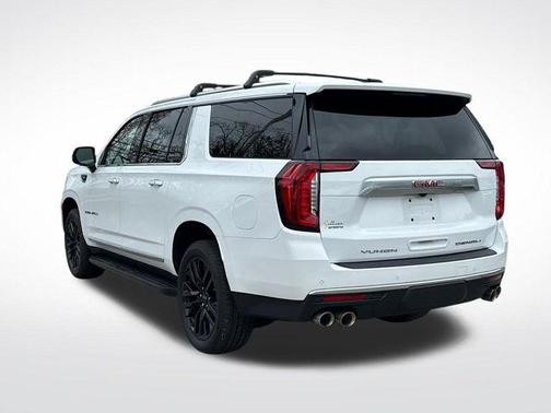 Summit White 2024 GMC Yukon XL Denali