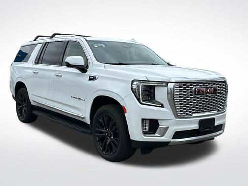 Summit White 2024 GMC Yukon XL Denali