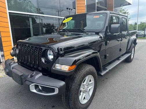2022 Jeep Gladiator Sport S