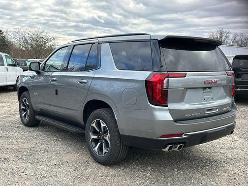 2026 GMC Yukon 4WD AT4
