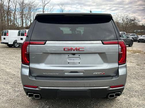 2026 GMC Yukon 4WD AT4
