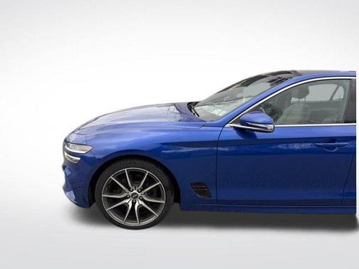 2022 Genesis G70 2.0T AWD