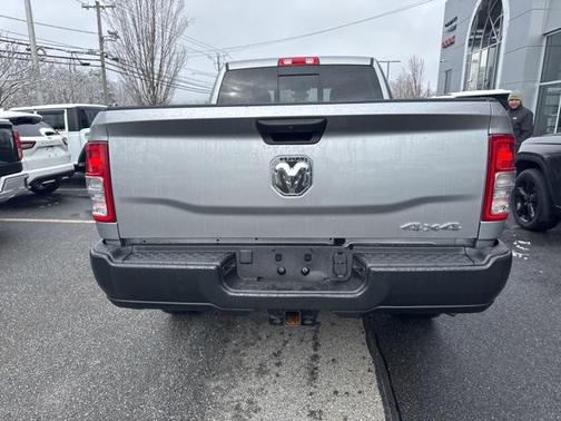 2022 RAM 2500 Tradesman Crew Cab 4x4 6'4' Box