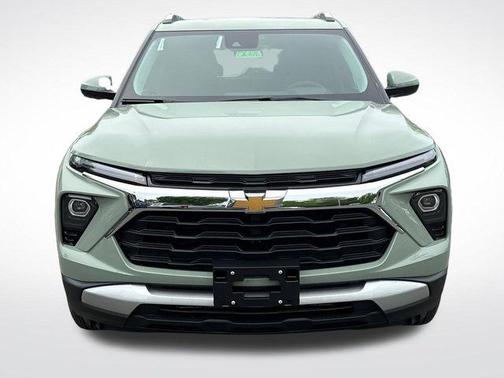 Cacti Green 2026 Chevrolet Trailblazer LT