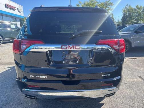 2018 GMC Acadia Denali