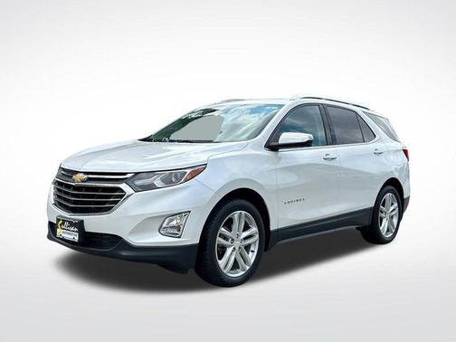 Iridescent Pearl Tricoat 2018 Chevrolet Equinox Premier
