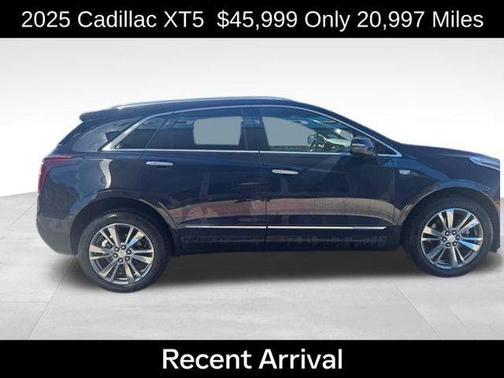 2025 Cadillac XT5 Premium Luxury
