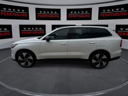 2025 Volvo EX90 Twin Motor Plus