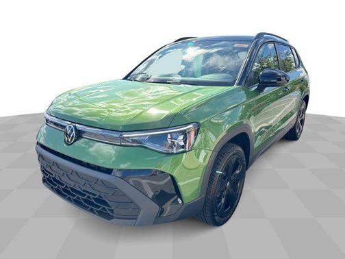 2025 Volkswagen Taos 1.5T SE Black