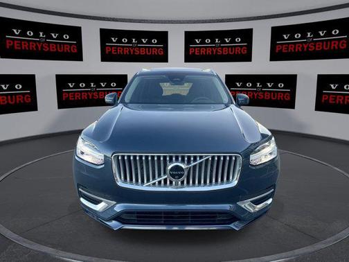 2023 Volvo XC90 B6 Plus 7-Seater