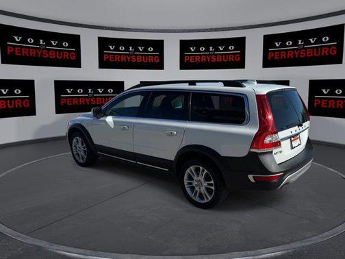 2016 Volvo XC70 T5 Platinum