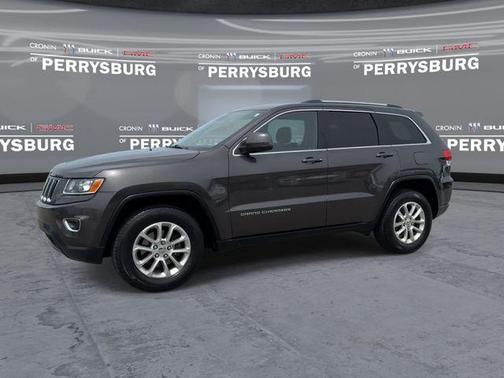 Granite Crystal Metallic Clearcoat 2015 Jeep Grand Cherokee Laredo