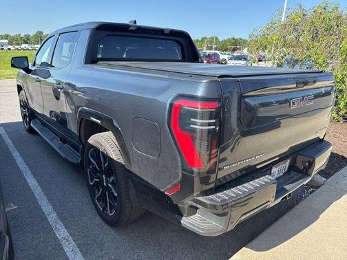 Deep Ocean Metallic 2026 GMC Sierra EV Max Range Denali