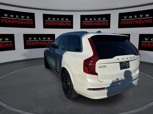 2023 Volvo XC90 B6 Plus 7-Seater