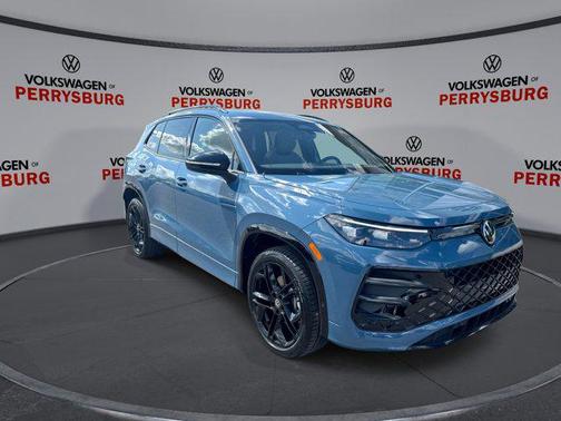 2025 Volkswagen Tiguan 2.0T SE R-Line Black 4MOTION