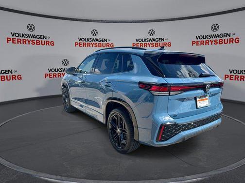 2025 Volkswagen Tiguan 2.0T SE R-Line Black 4MOTION