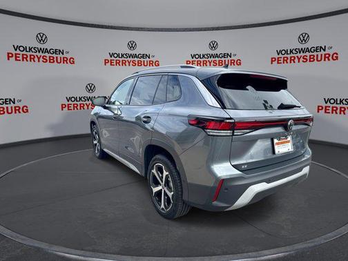2025 Volkswagen Tiguan 2.0T SE 4MOTION