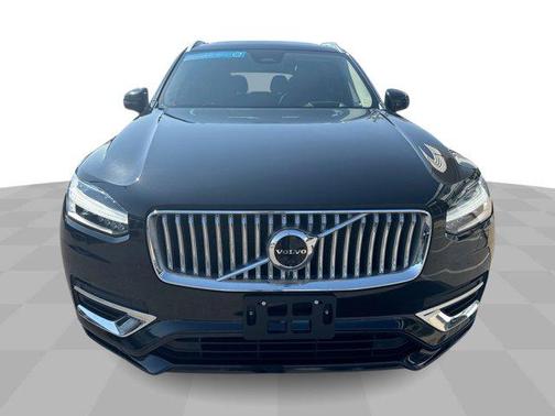 2023 Volvo XC90 B6 Ultimate 7-Seater