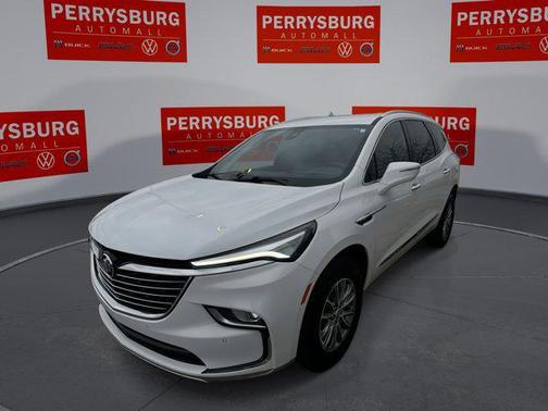 2023 Buick Enclave Essence FWD