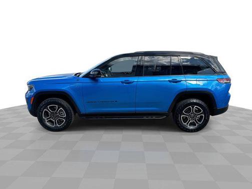 2023 Jeep Grand Cherokee 4xe Trailhawk