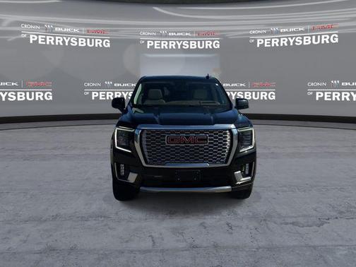 Onyx Black 2023 GMC Yukon XL Denali