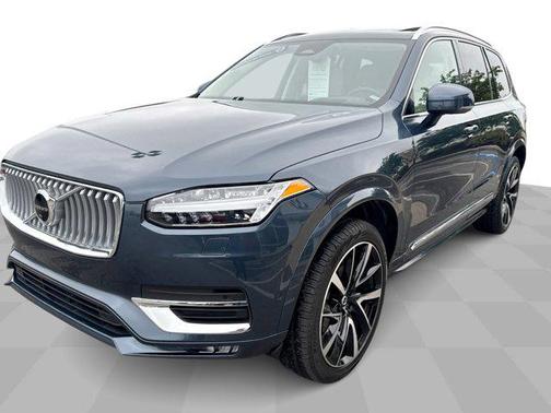 2024 Volvo XC90 B6 Ultimate Bright Theme 6-Seater