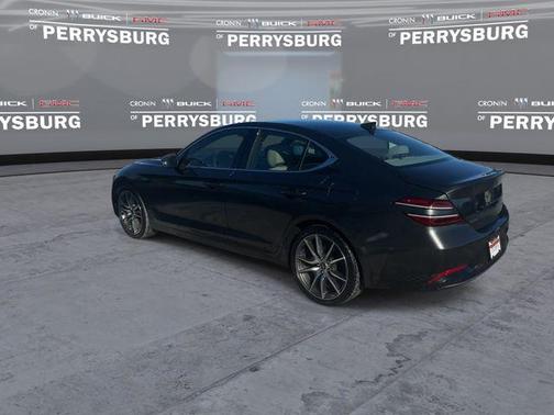 Makalu Gray 2023 Genesis G70 2.0T AWD