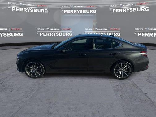 Makalu Gray 2023 Genesis G70 2.0T AWD