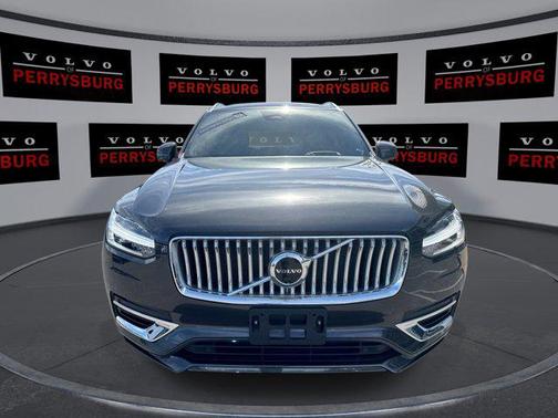 2023 Volvo XC90 Recharge Plug-In Hybrid T8 Ultimate Bright Theme 7-Seater