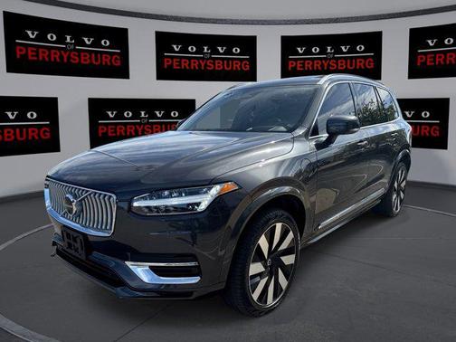 2023 Volvo XC90 Recharge Plug-In Hybrid T8 Ultimate Bright Theme 7-Seater